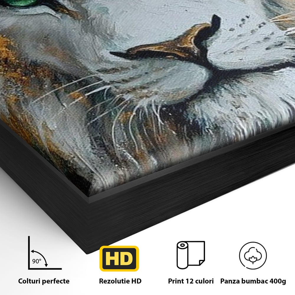 Detaliu al suprafetei: tablou canvas cu leu alb si ochi verzi, in rama de aluminiu negru